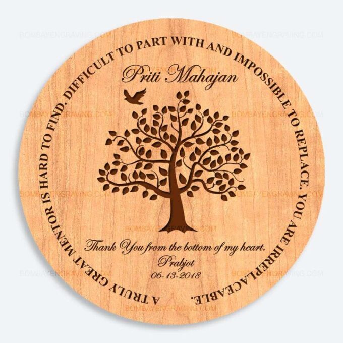 Farewell Gift for boss made of wood with engraved message