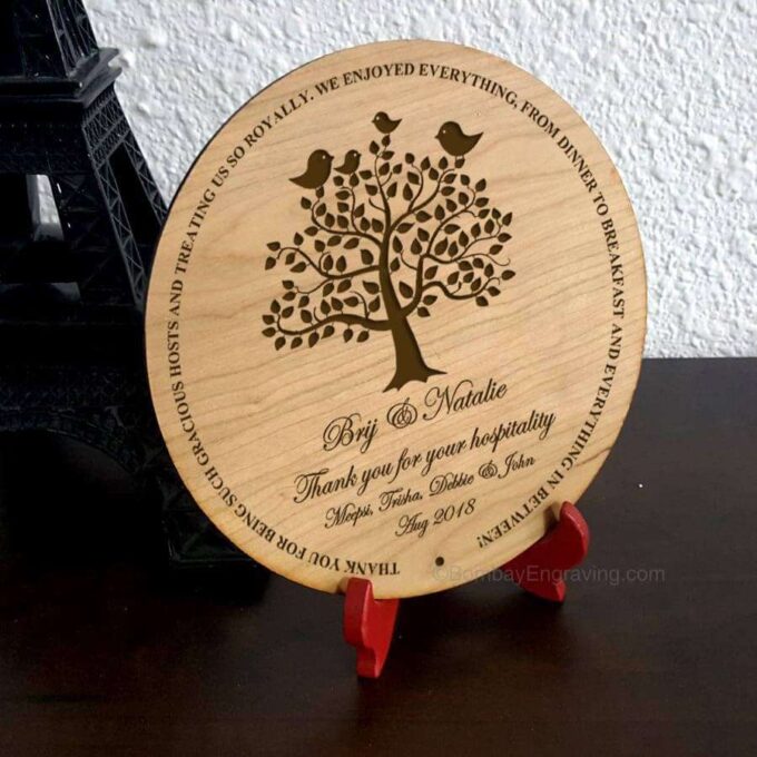 Hostess Gift made of wood with engraved message